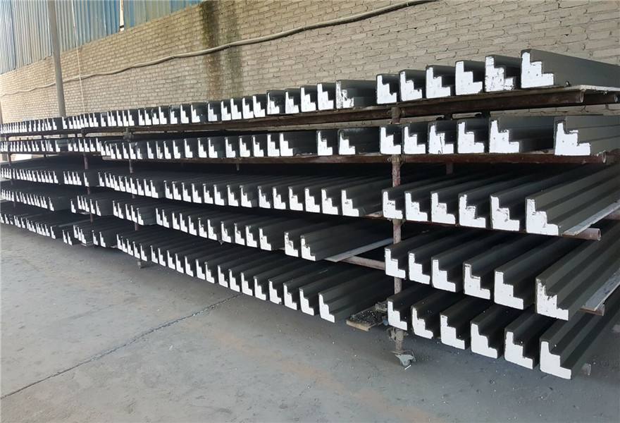 判斷建筑EPS線條質(zhì)量好壞的主要依據(jù)